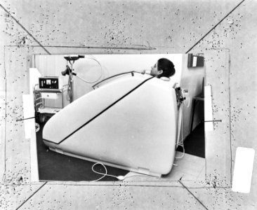 Tentoonstelling van medische apparaten in Wenen huis-sauna, Bestanddeelnr 923-9585