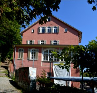 Tübingen, Neckarhalde 40 (1)
