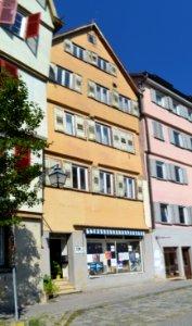 Tübingen, Neckarhalde 10