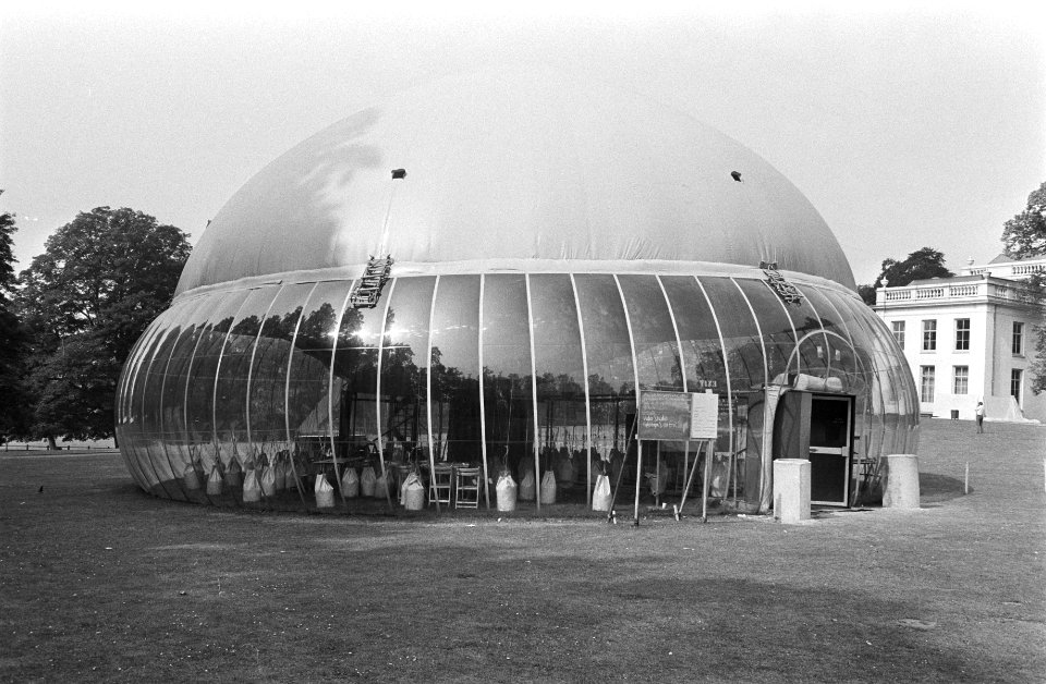 Tentoonstelling Sonsbeek buiten de perken in Sonsbeek, paviljoen, Bestanddeelnr 924-7059