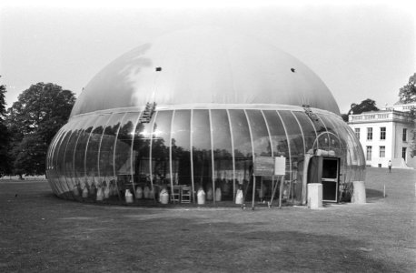 Tentoonstelling Sonsbeek buiten de perken in Sonsbeek, paviljoen, Bestanddeelnr 924-7059