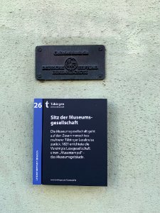 Tübingen, Wilhelmstraße 3, Schild