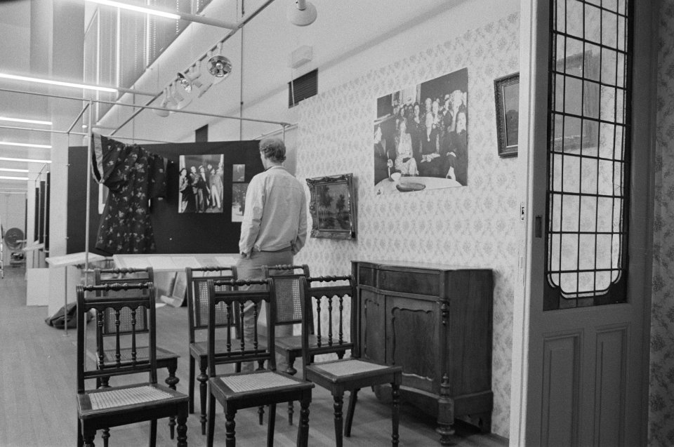 Tentoonstelling Toneel en cabaret in Nederland, 1933-1945 in Verzetsmuseum in , Bestanddeelnr 933-9643