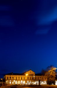 Tübingen Hauptbahnhof zur blauen Stunde 2019 004