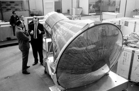 Tentoonstelling US Food Agriculture in RAI-gebouw De Mercury Spacecraft, Bestanddeelnr 915-7044