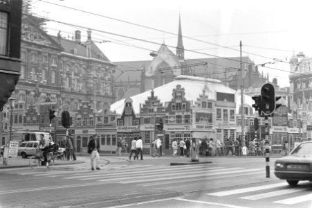 Tent van Amsterdam Modestad op de Dam in Amsterdam, Bestanddeelnr 933-0771