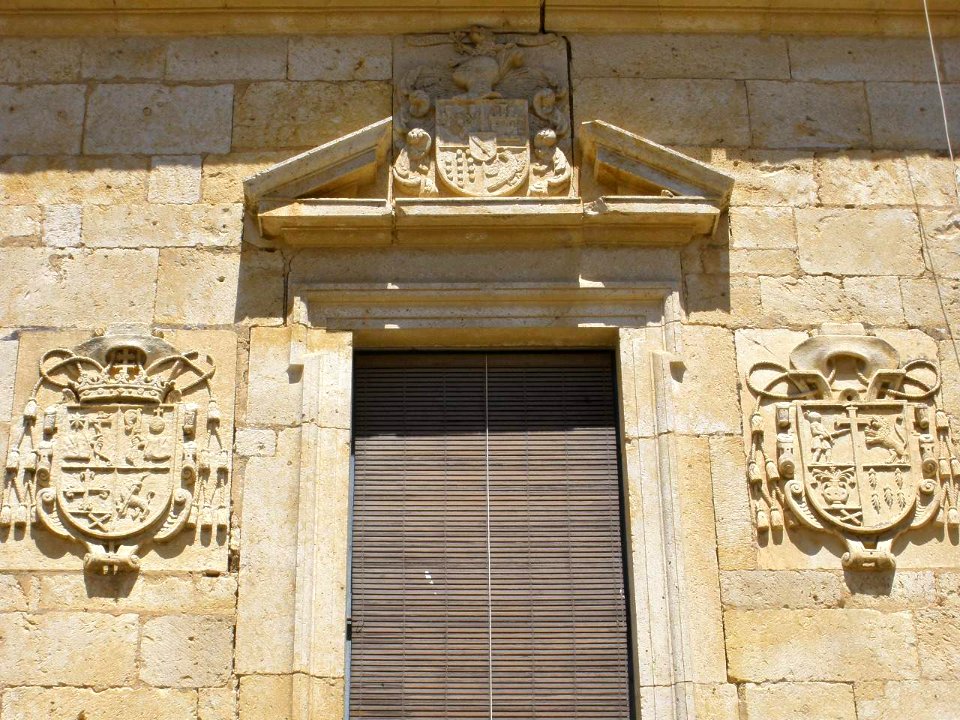 Támara de Campos - Casa del Priorato del Monasterio de San Miguel 1