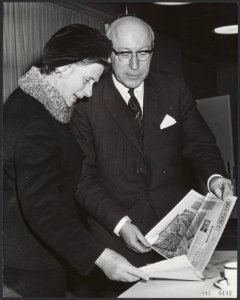 Terugkomst van burgemeester Samkalden uit Japan als leider van een handelsmissie, Bestanddeelnr 093-0142