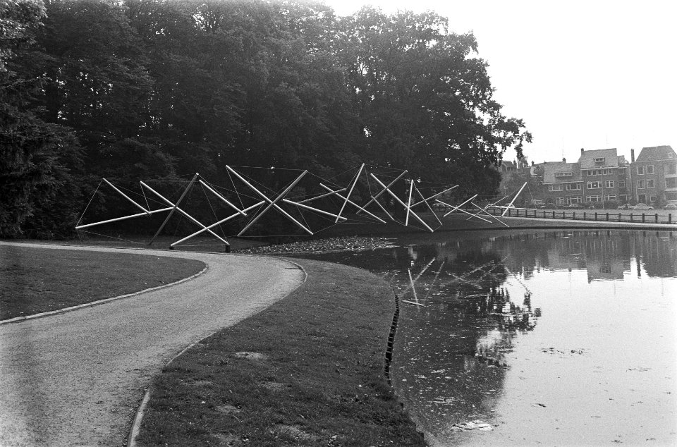 Tentoonstelling Sonsbeek buiten de perken in Sonsbeek, beelden, Bestanddeelnr 924-7064