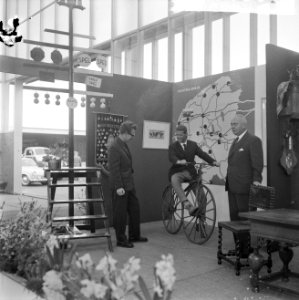 Tentoonstelling voor tweewielers in de RAI te Amsterdam, overzicht verschillende, Bestanddeelnr 916-1001
