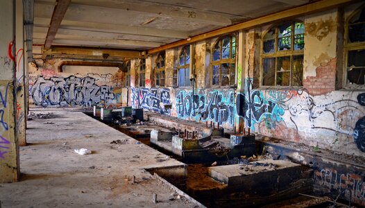 Graffiti old abandoned