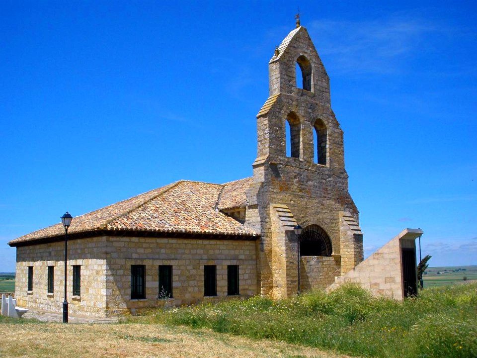 Támara de Campos - Hospital de San Juan de Jerusalén-Ayuntamiento-Museo Etnográfico 06
