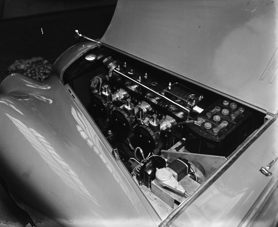 Tentoonstelling RAI. Kijkje in motor, Bestanddeelnr 902-7255