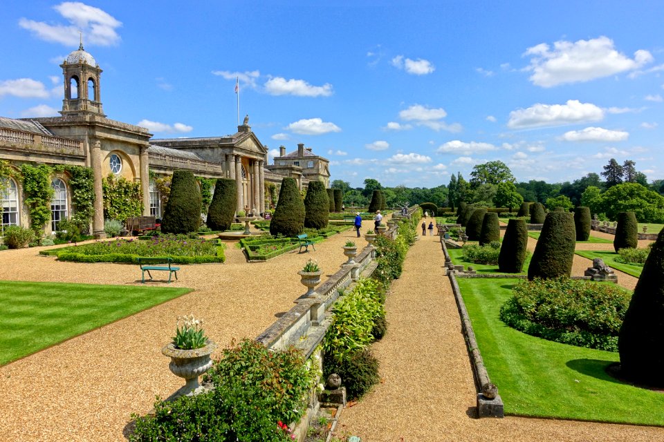 Terrace Gardens - Bowood House - Wiltshire, England - DSC00676