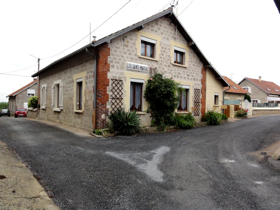 Terny-Sorny (Aisne) Cité Sainthe-Marthe