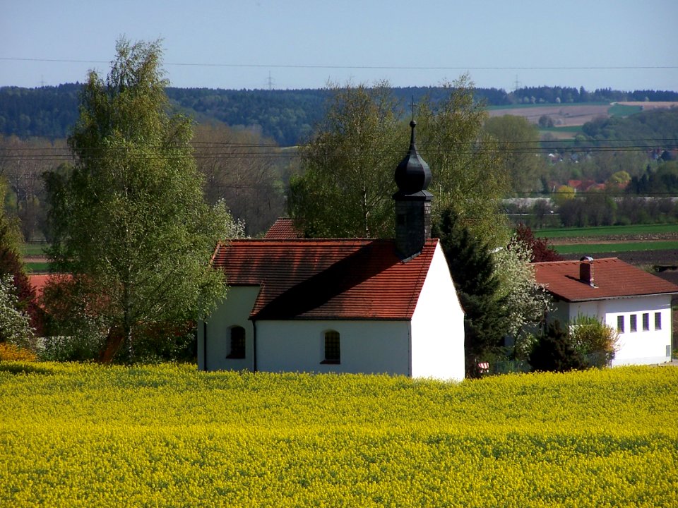 Töding-Kirche-Sankt-Petrus-und-Paulus
