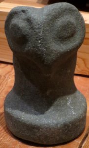Tákl sledgehammer head possibly carved as an owl