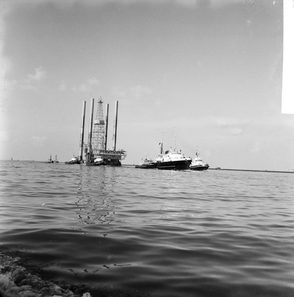 Terugkeer eiland Triton naar Rotterdam, Bestanddeelnr 913-0399