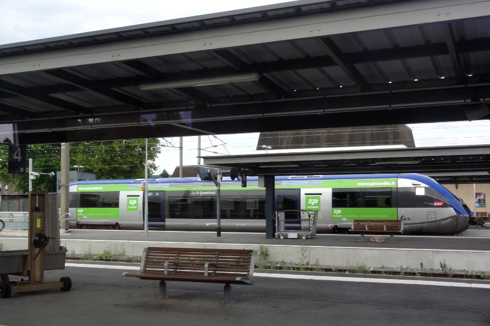 Tergnier (Aisne) gare SNCF, train Le St Quentinois
