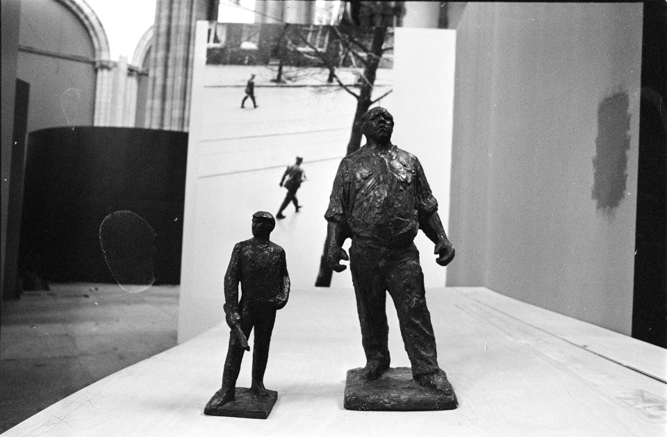 Tentoonstelling Mooie Vrijheid ingericht in Nieuwe Kerk A'dam t.g.v. 25e doden, Bestanddeelnr 923-4117