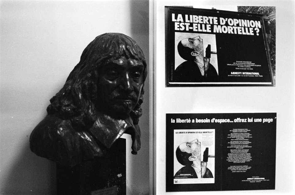 Tentoonstelling La publicite de France geopend door Franse ambassadeur Robert , Bestanddeelnr 929-5184