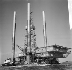 Terugkeer eiland Triton naar Rotterdam, Bestanddeelnr 913-0402