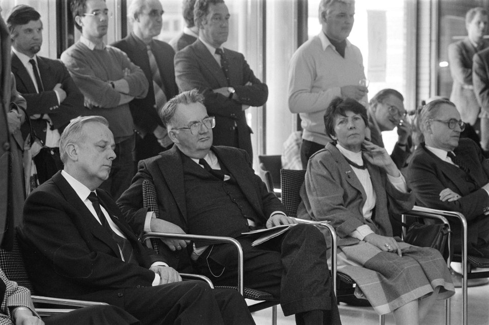 Tentoonstelling over Gerbrandy in de hal van het Algemeen Rijksarchief te Den Ha, Bestanddeelnr 933-2987