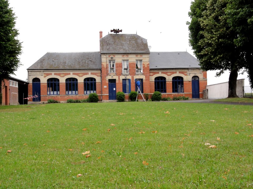 Terny-Sorny (Aisne) mairie-école