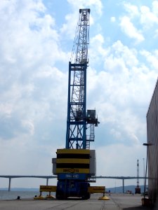 Terex Fantuzzi Reggiane MHC 115 harbor crane at Fejle harbor, pic1