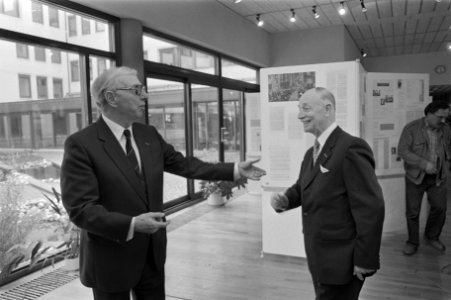 Tentoonstelling over Gerbrandy in de hal van het Algemeen Rijksarchief te Den Ha, Bestanddeelnr 933-2985