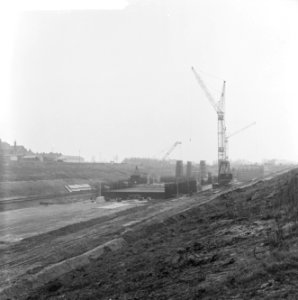 Terneuzen oude sluis, sluis in aanbouw bij Terneuzen, baggeren, Bestanddeelnr 916-0078