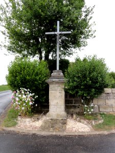Terny-Sorny (Aisne) croix de chemin