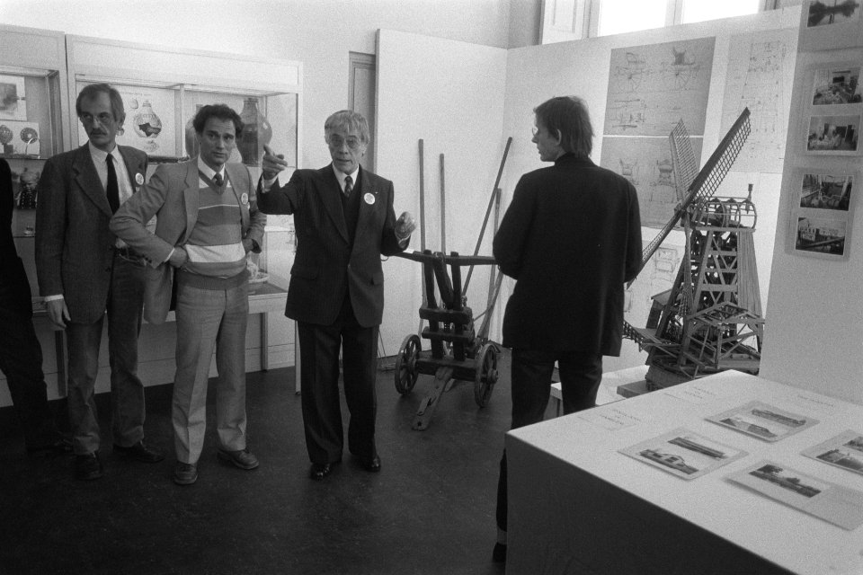 Tentoonstelling over Openluchtmuseum Arnhem in Den Haag, Bestanddeelnr 933-8870