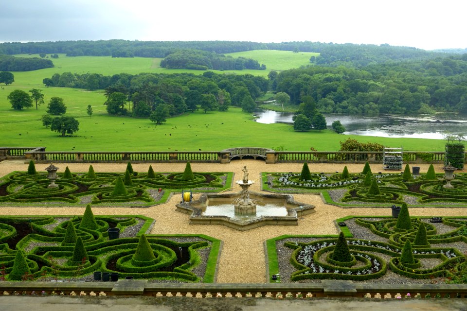 Terrace and grounds - Harewood House - West Yorkshire, England - DSC01776