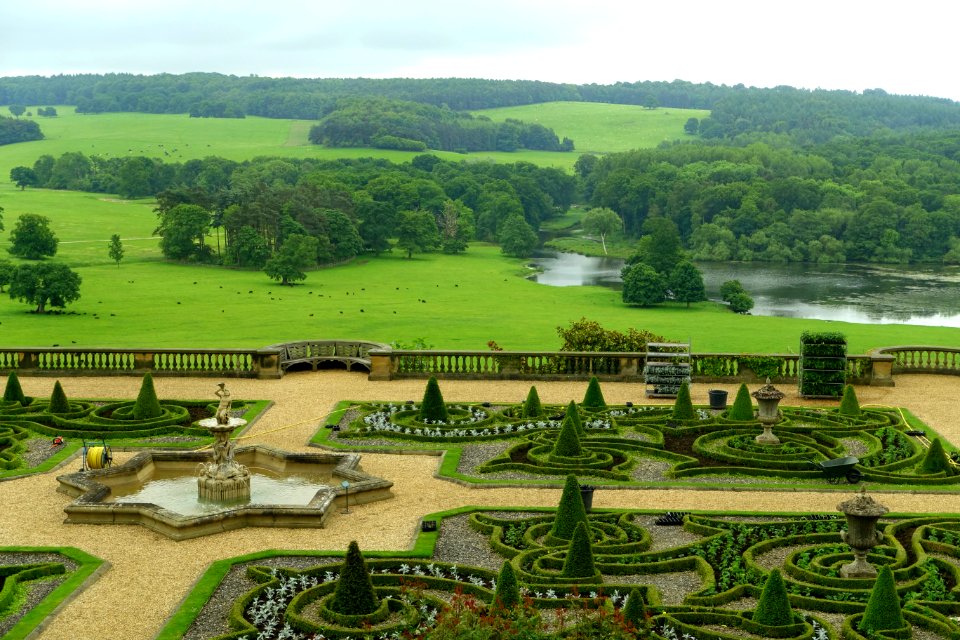 Terrace and grounds - Harewood House - West Yorkshire, England - DSC01795