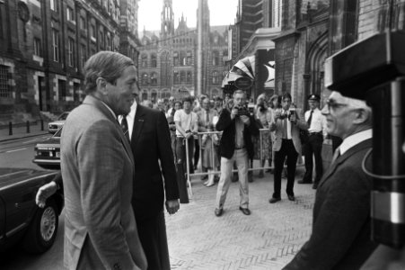 Ter gelegenheid van de opening van de tentoonstelling 'De mens en het monument' , Bestanddeelnr 931-6598