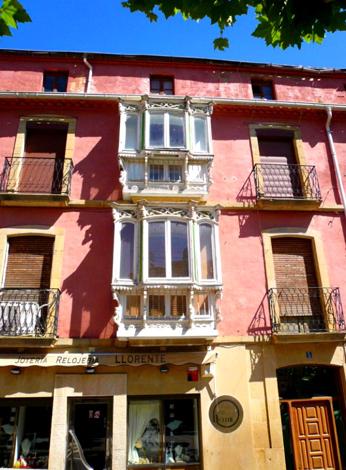 Tafalla - Plaza de los Fueros 3