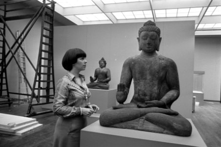 Tentoonstellingen, exposities, tempels, boeddhisme, musea, Bestanddeelnr 929-1229