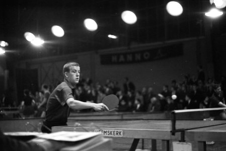 Tafeltennis Tiende Internationale Kampioenschappen in Apollo Hal . Diane Rowe (E, Bestanddeelnr 913-0227