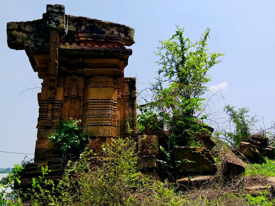 Temple ruins in Manthani, Telangana - 19