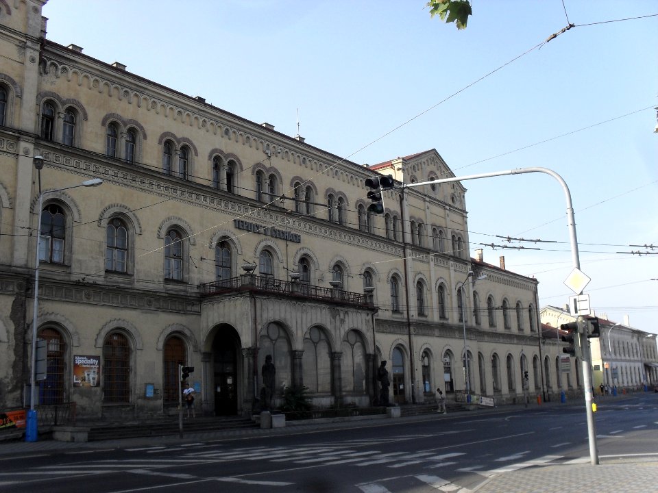 Teplické vlakové nádraží A