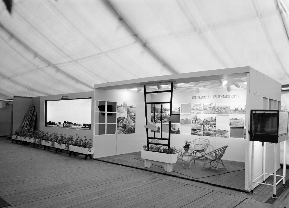 Tentoonstellingen, stands, Bestanddeelnr 165-0061