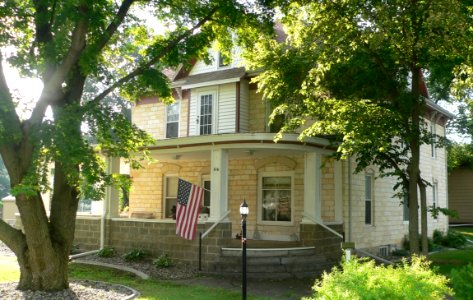 Tenus Isaac Gunderson house from NW 1