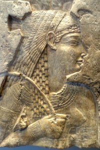 Temple Relief of Queen Arsinoe II, Egypt, Ptolemaic period, detail, after 270 BC, limestone, ochre, charcoal, and Egyptian blue on chalk - Arthur M. Sackler Museum, Harvard University - DSC01458