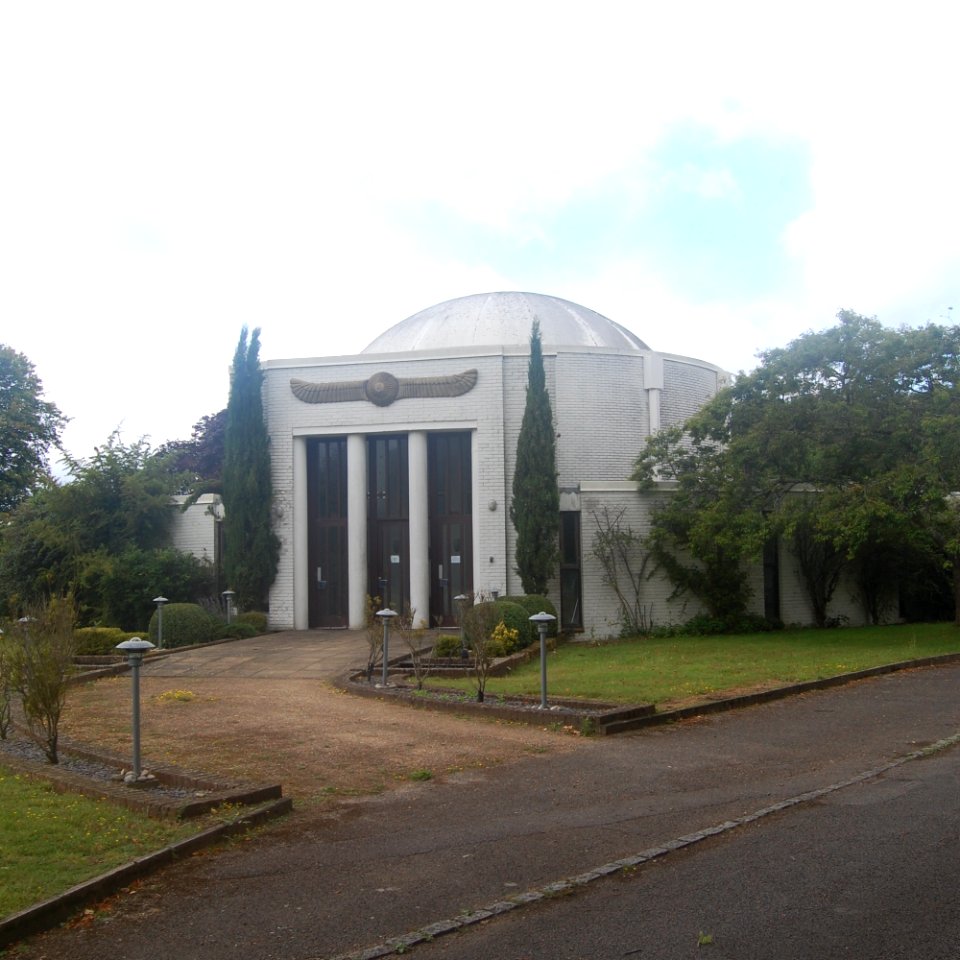 Temple of the White Eagle Lodge, Brewells Lane, Liss (July 2019) (7)