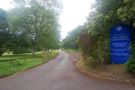 Temple of the White Eagle Lodge, Brewells Lane, Liss (July 2019) (Entrance)