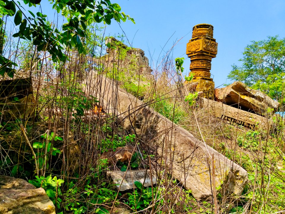 Temple ruins in Manthani, Telangana - 13
