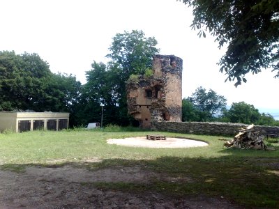 Teplice, hrad na Doubravce - M