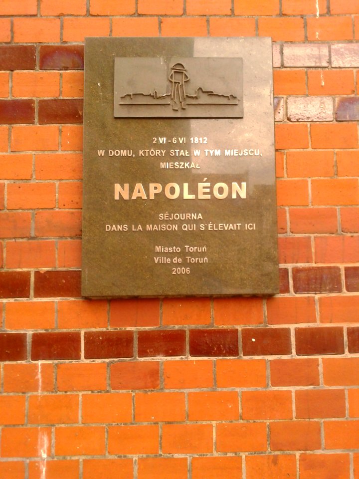 Tablica upamiętniająca pobyt Napoleona Bonaparte w Toruniu