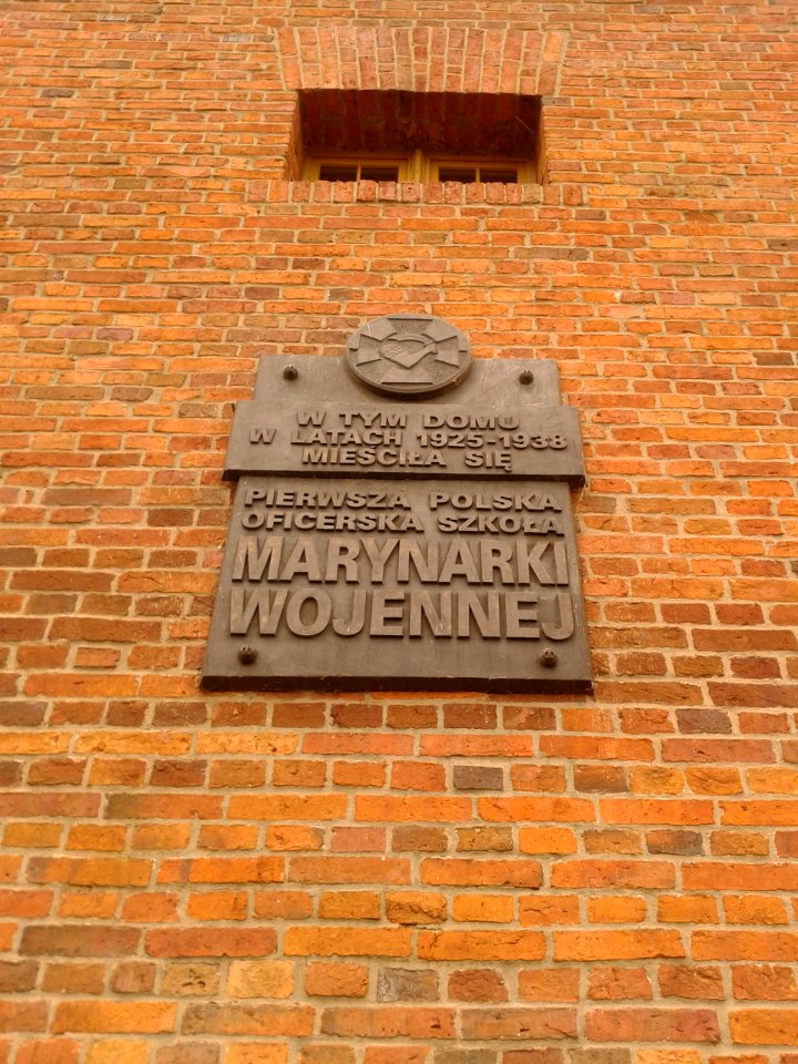 Tablica pamiątkowa na Hotelu Bulwar w Toruniu